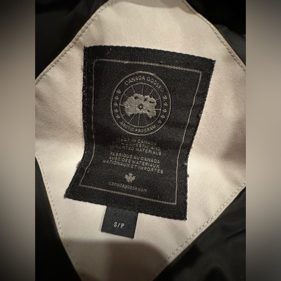 Canada Goose Loretta Jacket - Picture 7 of 16